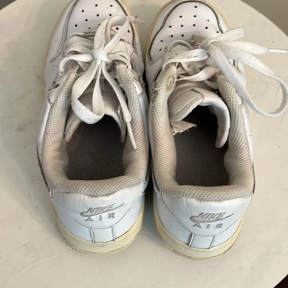 Nike Air Force 1 07' Women's Size 7 Triple White